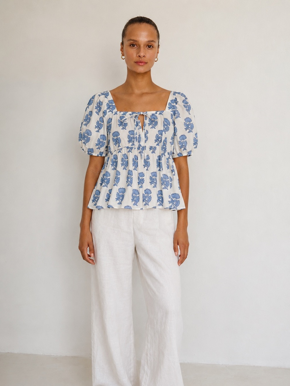 NWOT 100% Cotton White Puff-Sleeve Peasant Top with Blue Floral Print